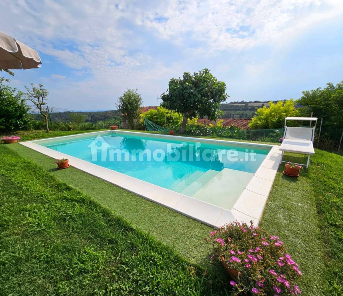 Māja ITĀLIJĀ, PIEMONTĒ