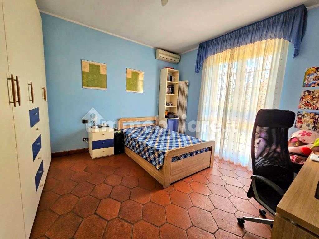 Villa ar baseinu un privātu parku Ziemeļitālijā