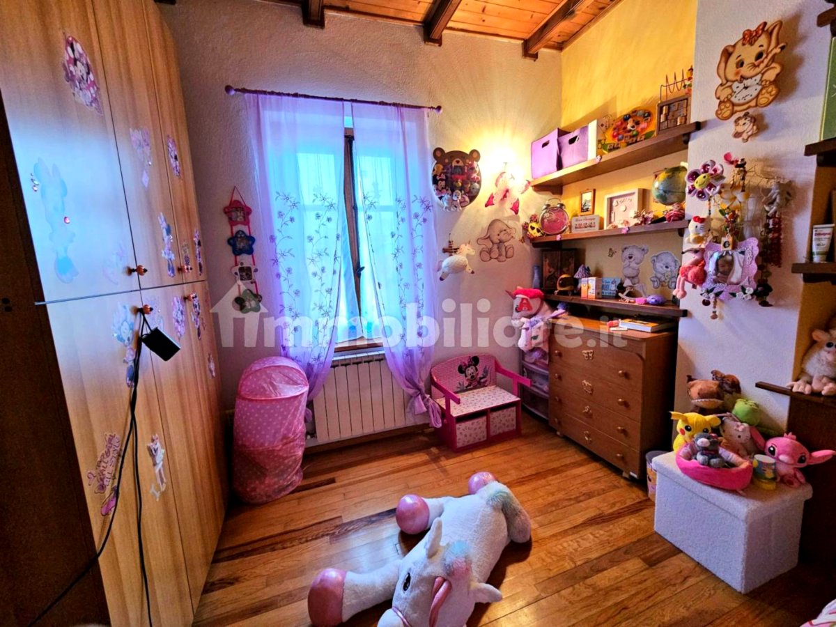 Māja Ziemeļitālijā ar plašu dārzu tikai 140 000 €