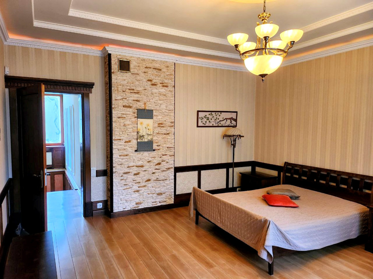 savrupmāja Mežaparkā / villa in Mežaparks