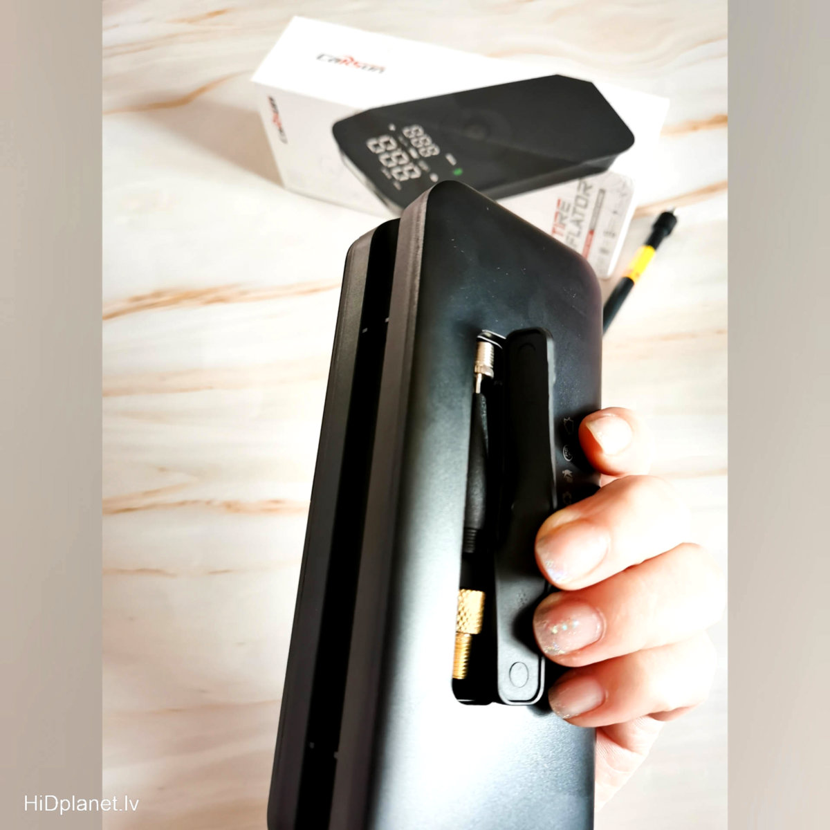 Portatīvs akumulatora auto kompresors riteņiem