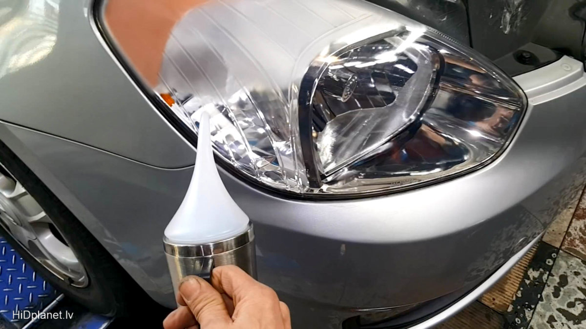 Komplekts lukturu caurspīdīgumu atjaunošanai.