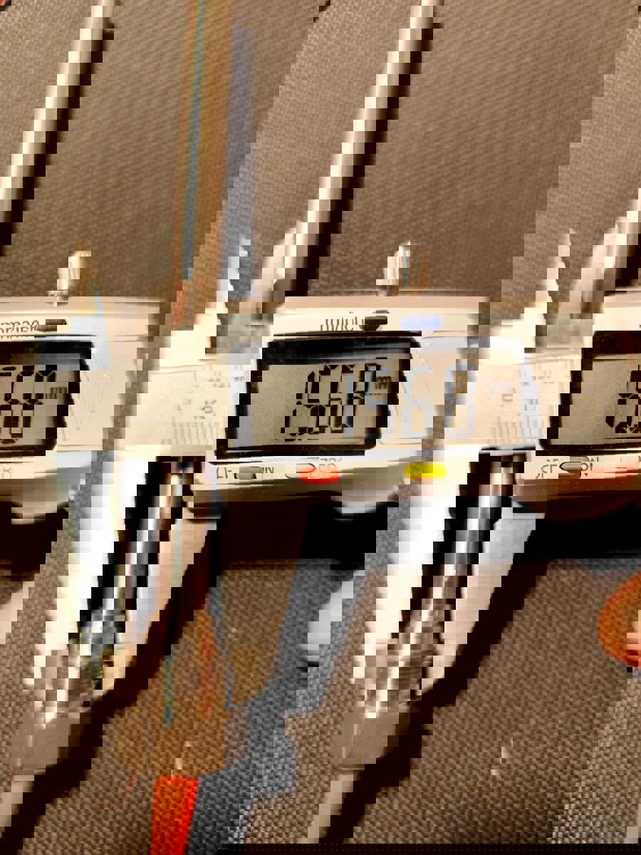 Aizdedzes svece - Свеча розжига