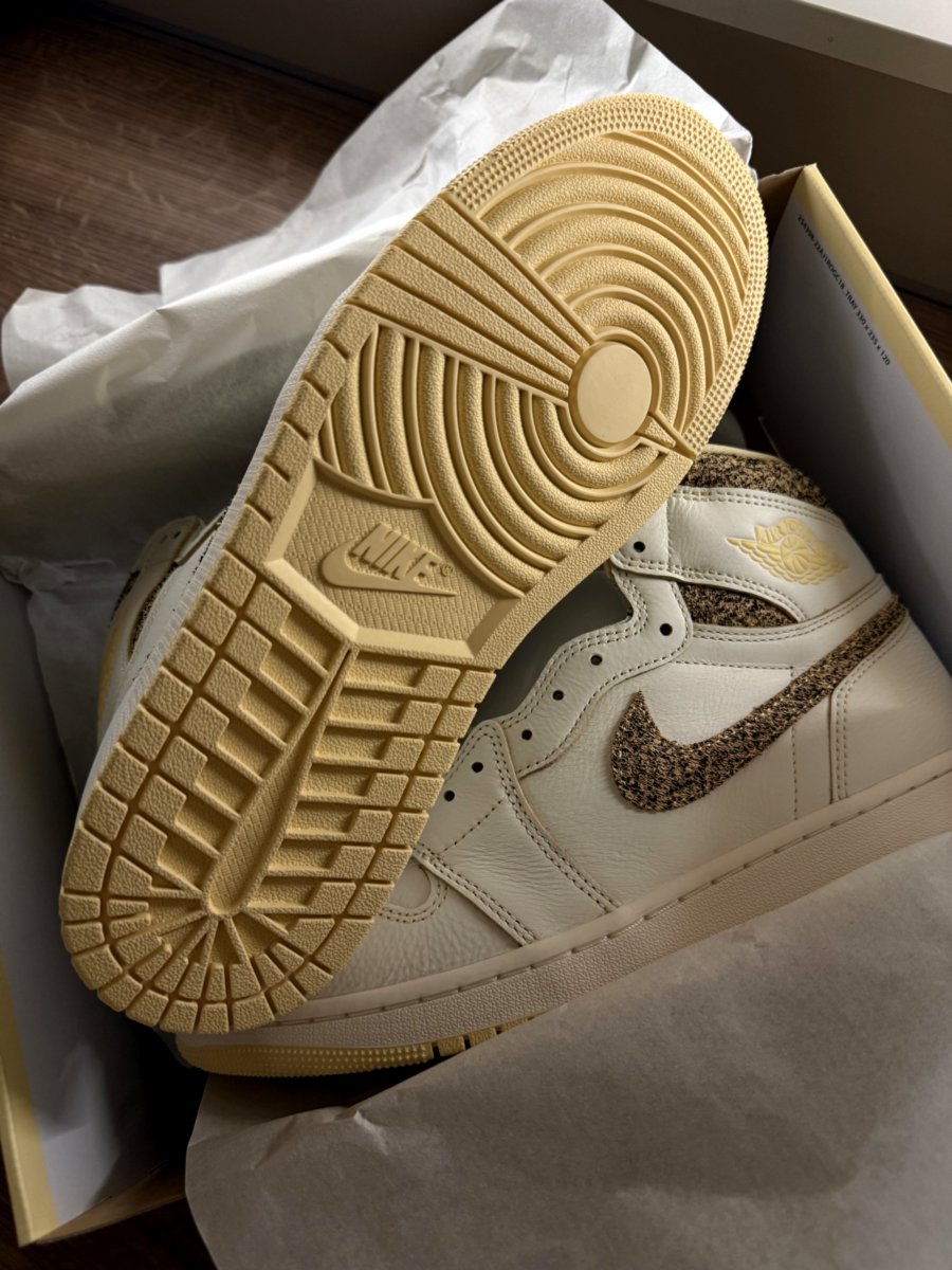 Air Jordan 1 Retro High OG Craft "Vibrations of Naija"