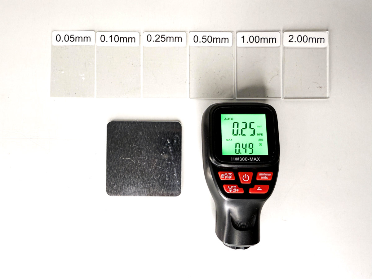 Измеритель толщины краски HW-300 Max — компактный профессиональный толщиномер для оценки ЛКП