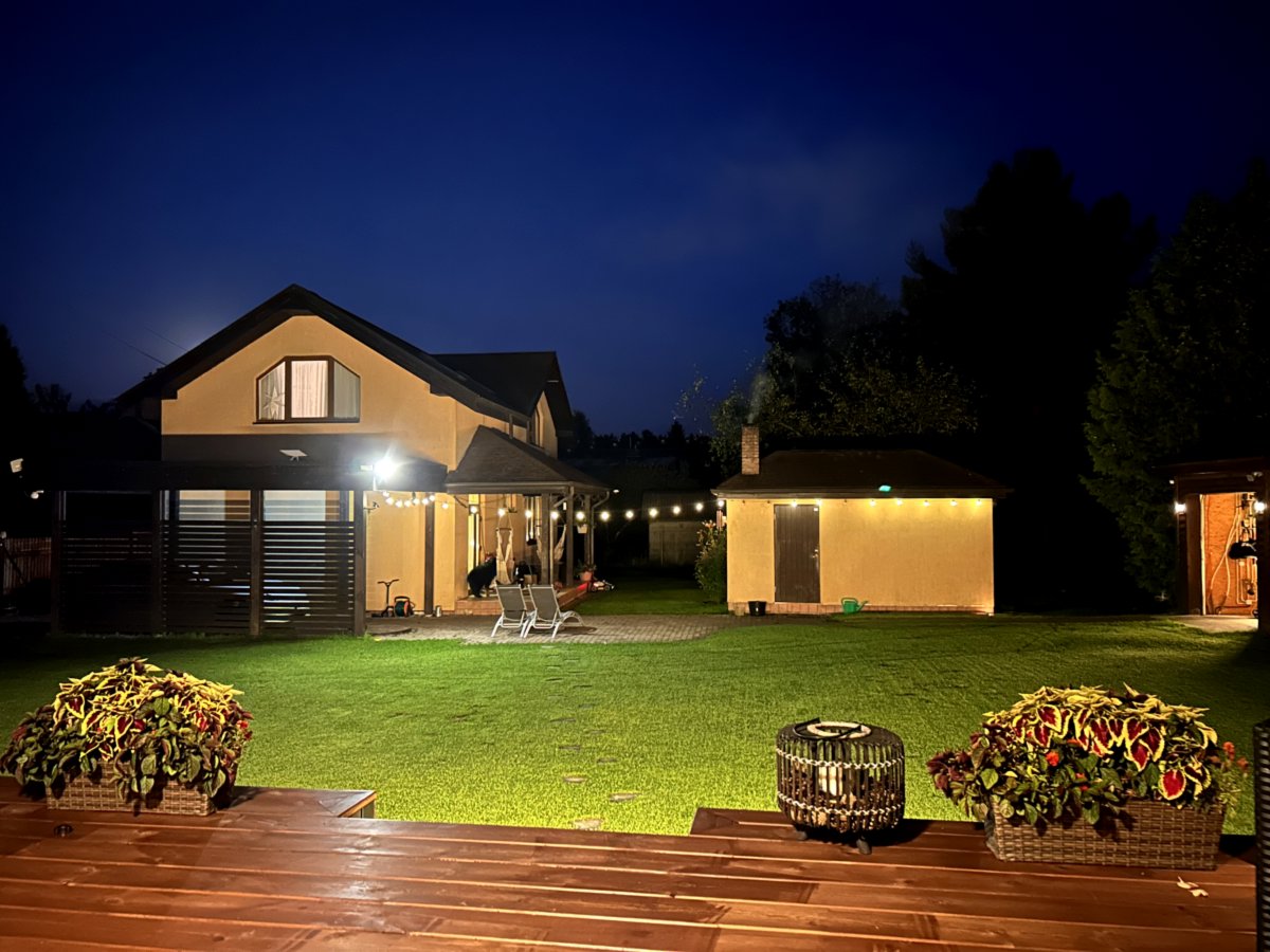 Ejošākā segmenta privātmāja Pierīgā, tikai 20 min. attālumā no Rīgas (Ziepniekkalnam).