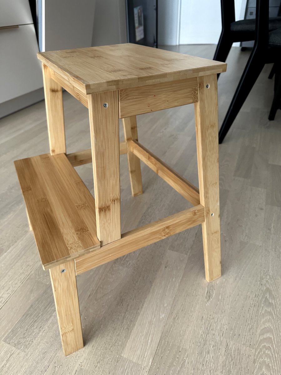 IKEA koka pakāpiens
