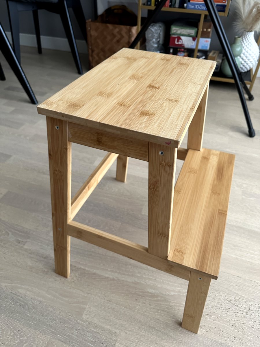 IKEA koka pakāpiens
