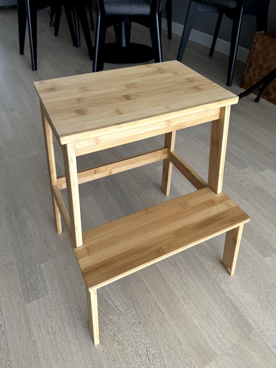 IKEA koka pakāpiens