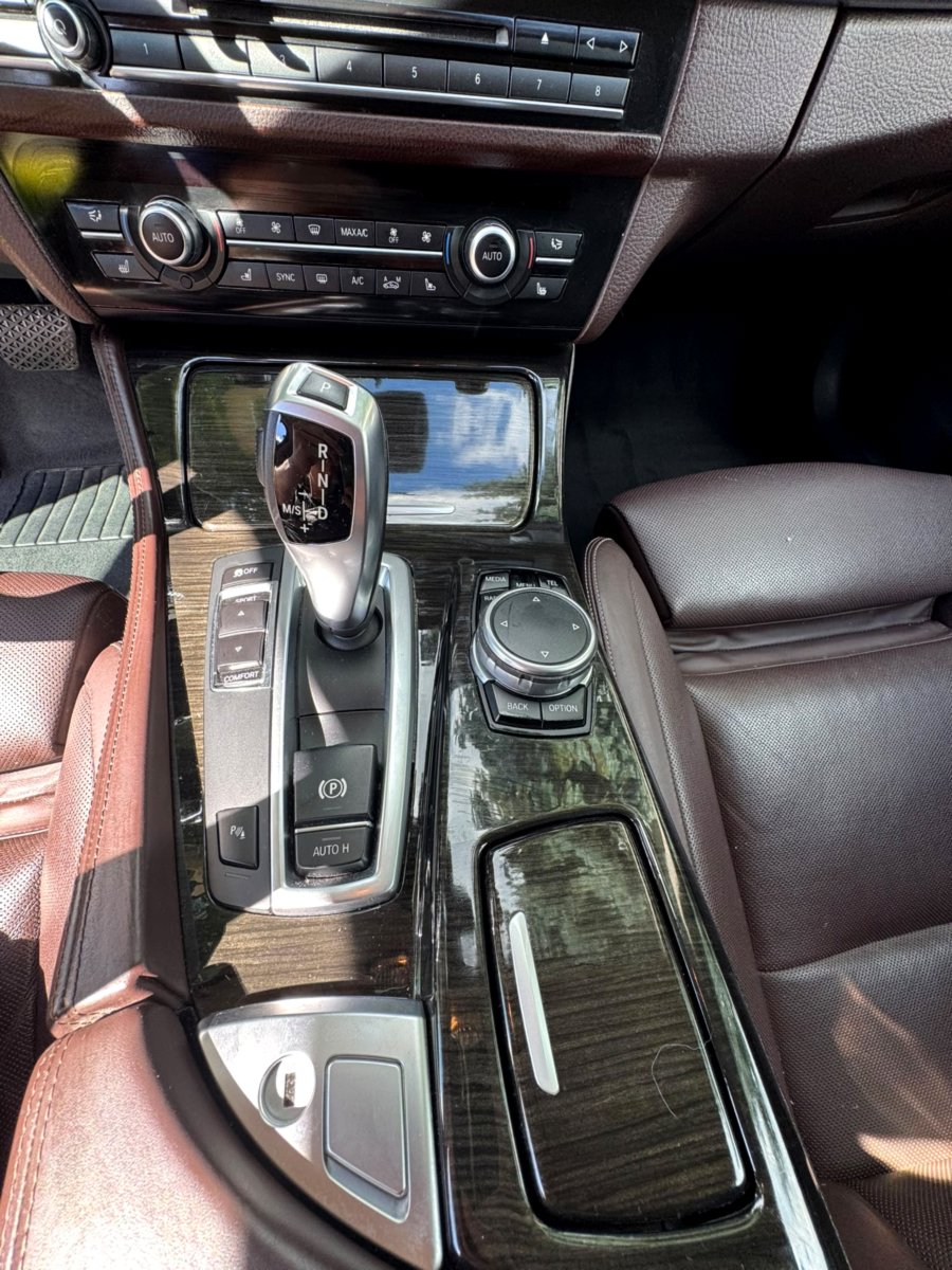 Pārdodu BMW 535d
