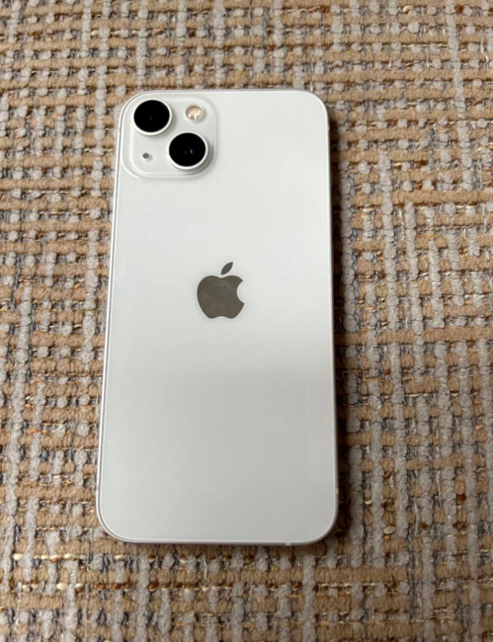 iPhone 13 