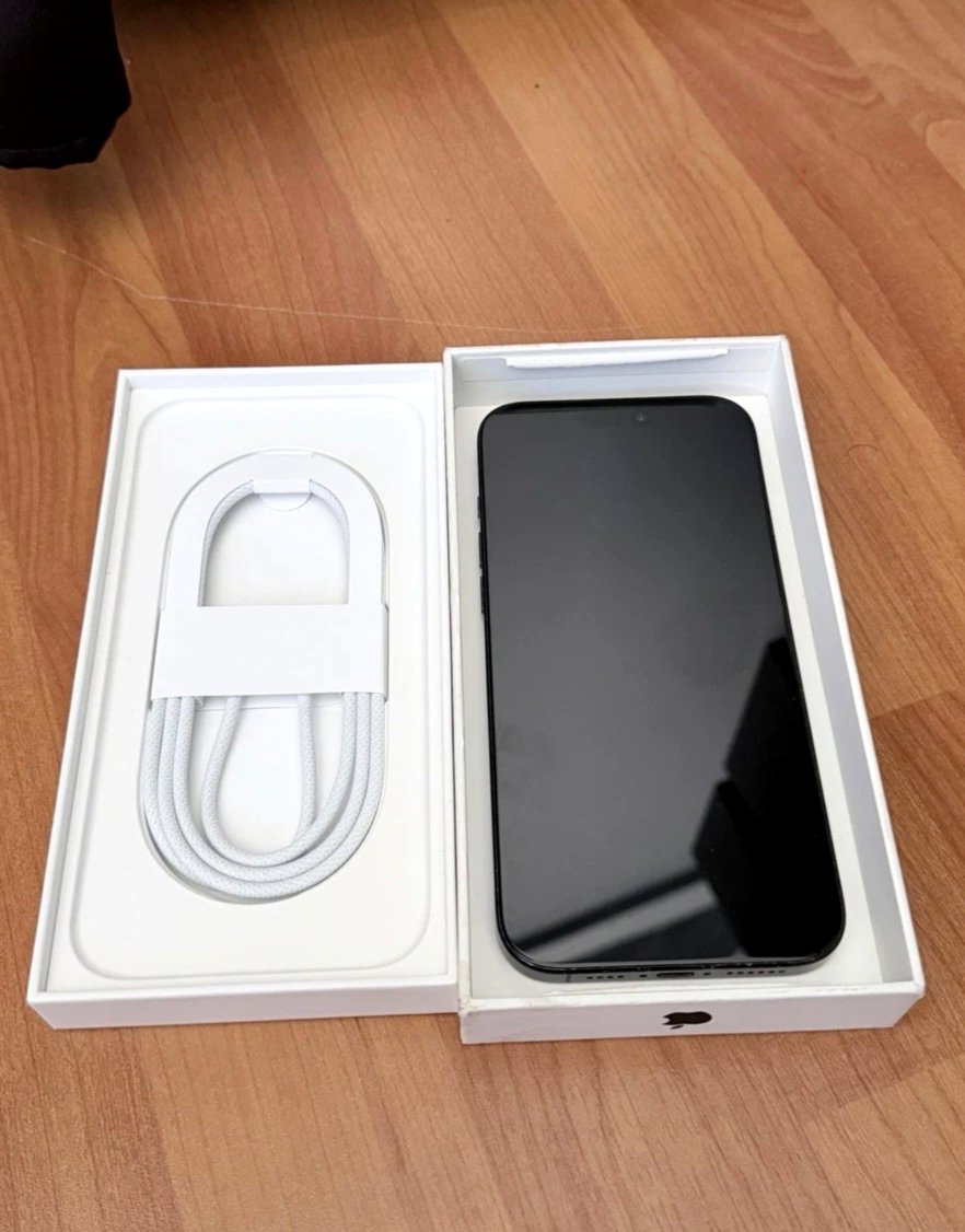 iPhone 16 Pro Max 256GB