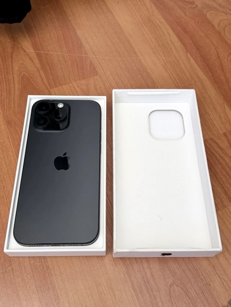 iPhone 16 Pro Max 256GB