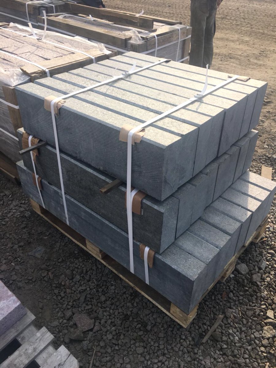 Gabro apmales 100×25×12 cm — 22 EUR/m EXW Ukraina