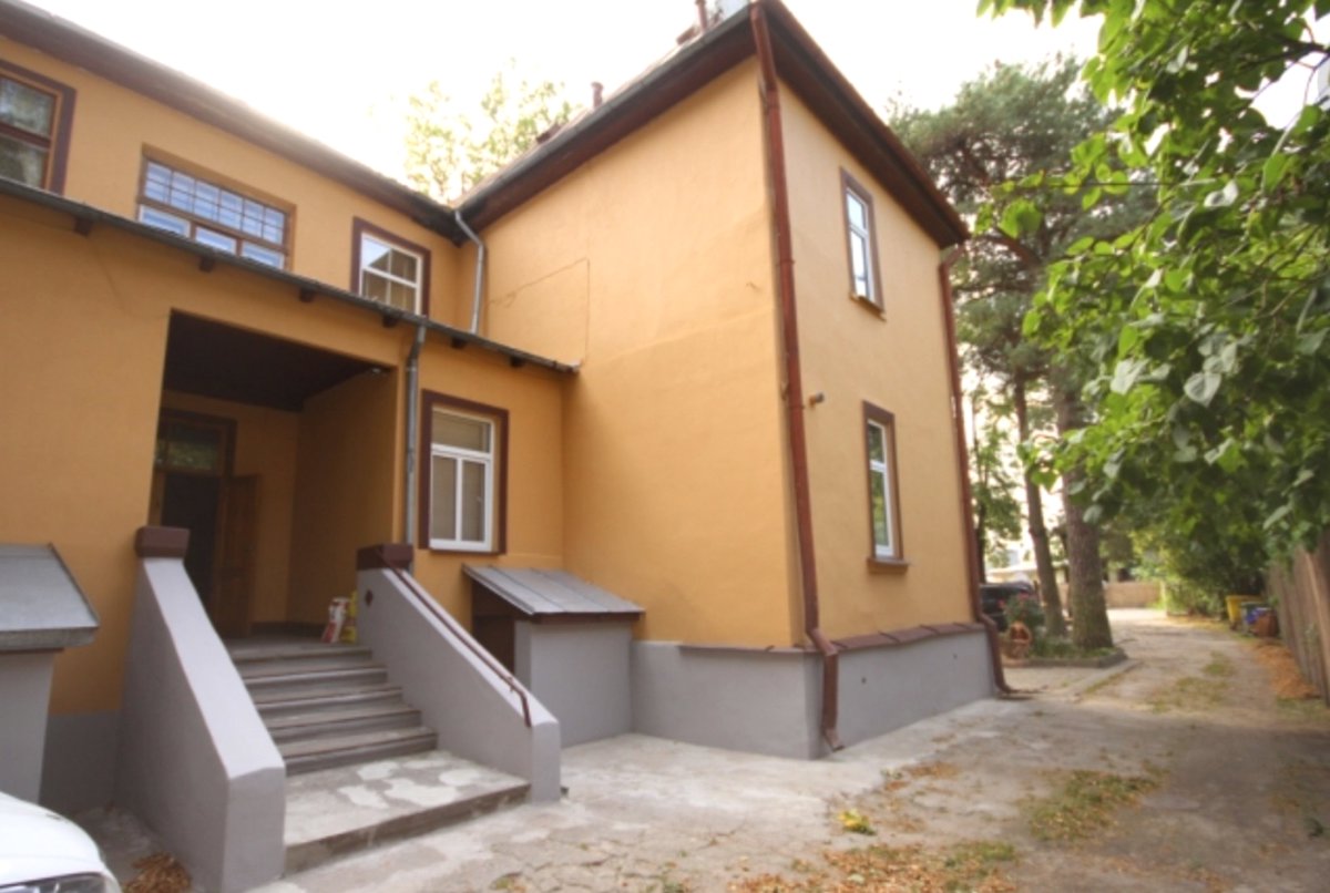 Izīrēt dzīvokli 