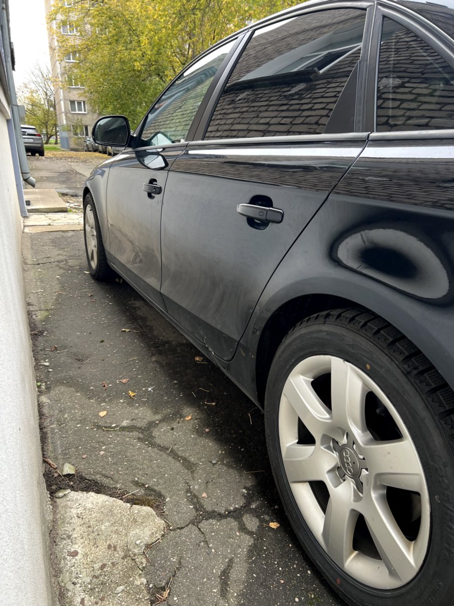 Audi A4B8