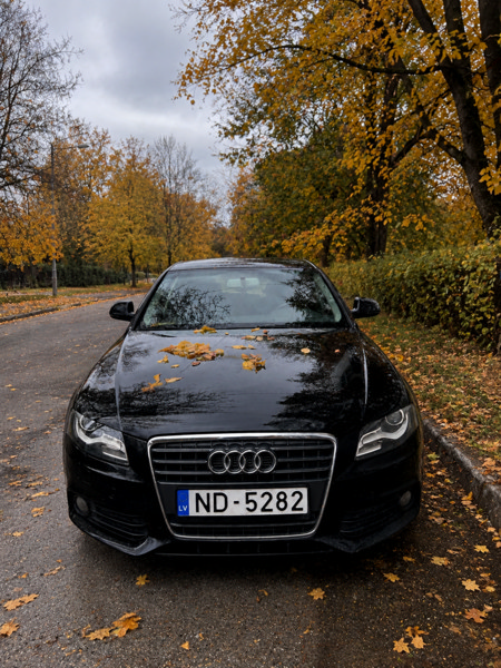 Audi A4B8