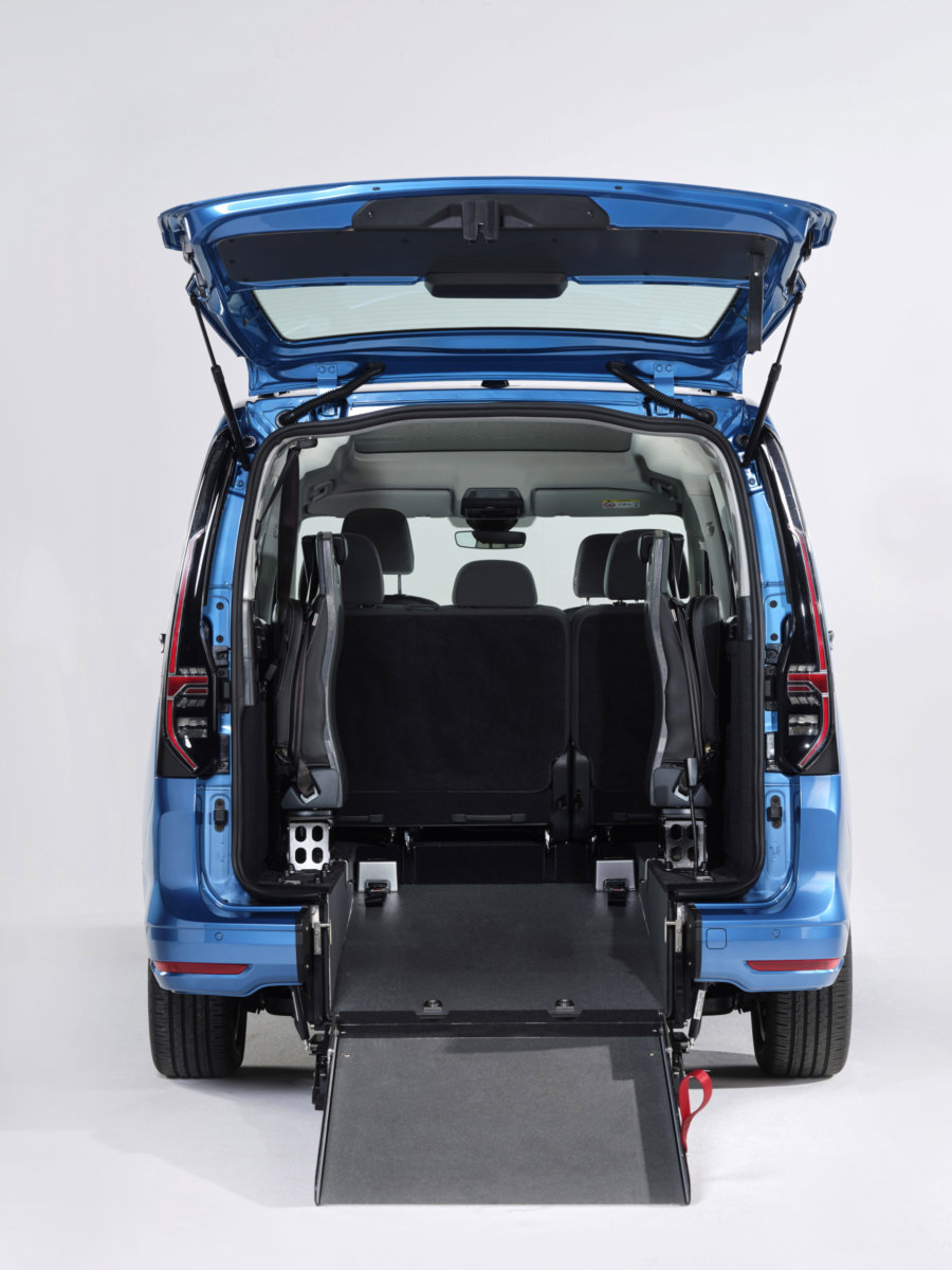 Aizmugurējā griezuma grīda