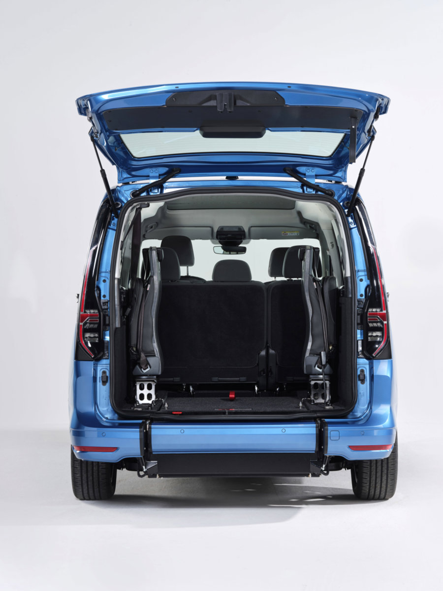 Aizmugurējā griezuma grīda