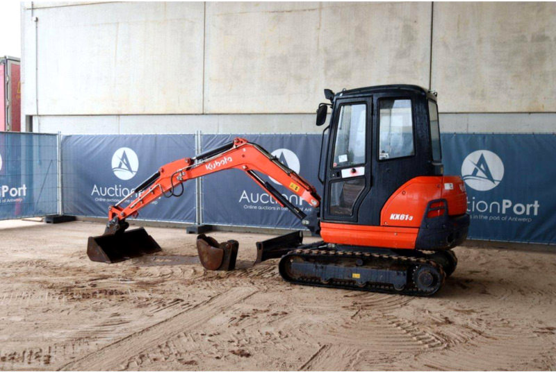 Mini excavator Kubota KX61-3