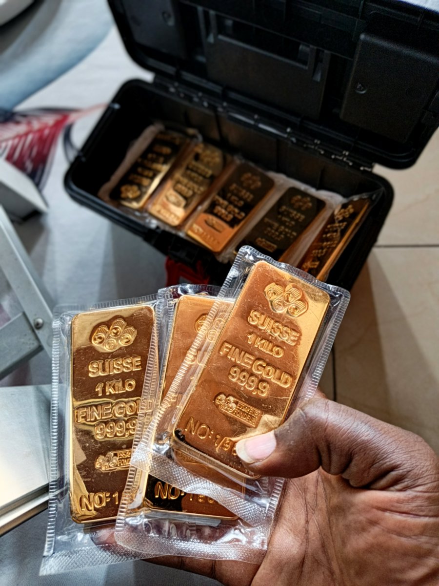 Gold bullion for collectors.